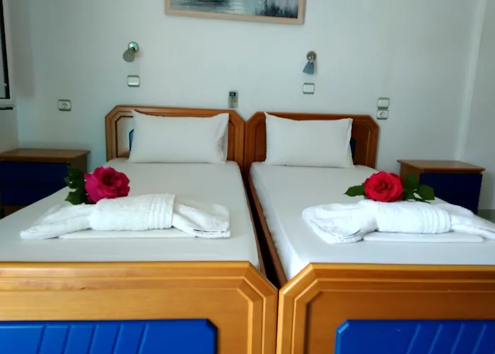 Palmyra Beachfront Apartment *